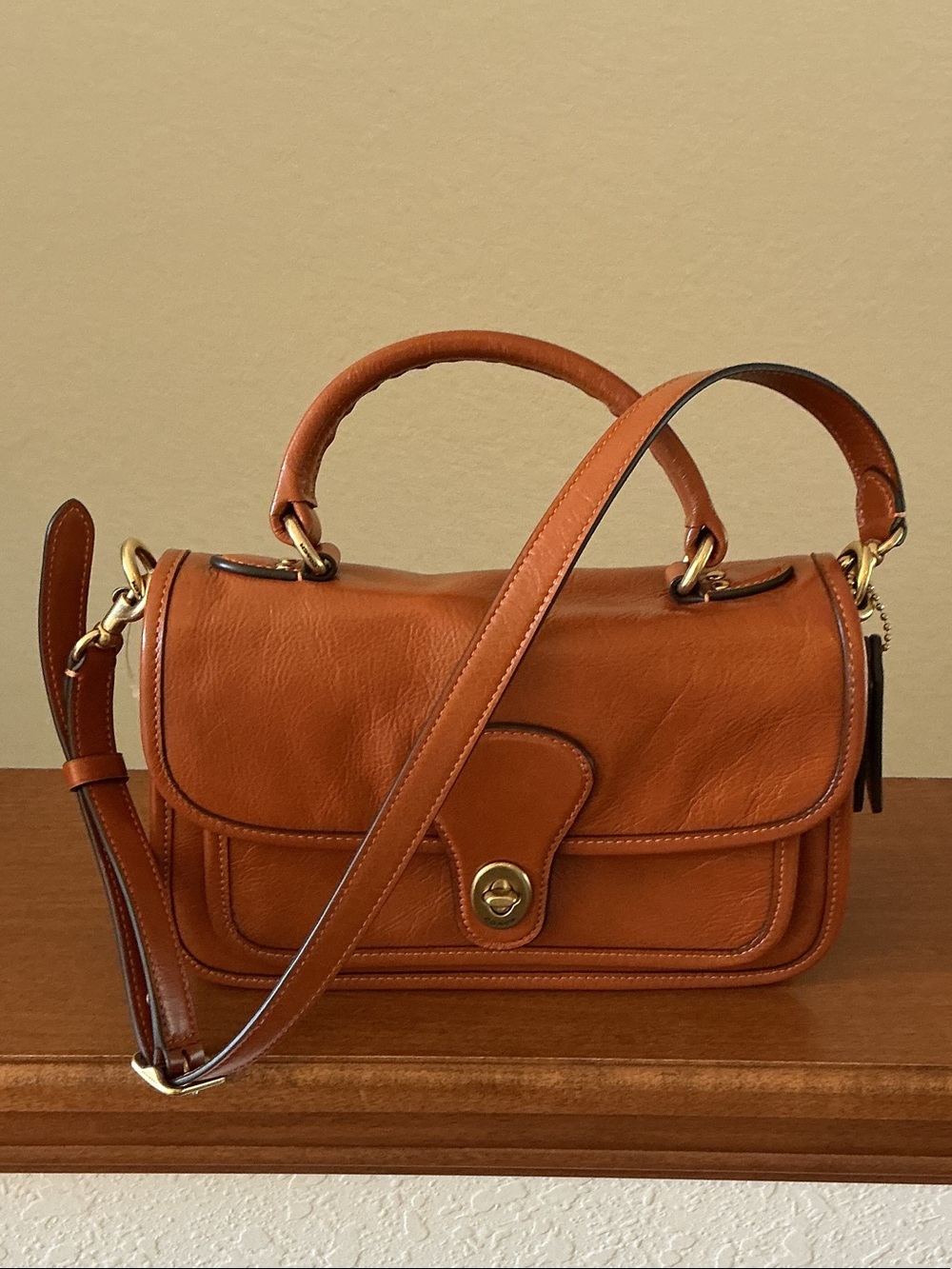 Coach Metropolitan 24 Glazed Leather Messenger Bag